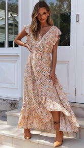 Sanae Maxikleid mit Rüschen und Cut-out und Blumenmuster - Blassgelb